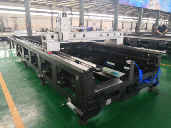 g e open double tables fiber laser machine for metal cutting