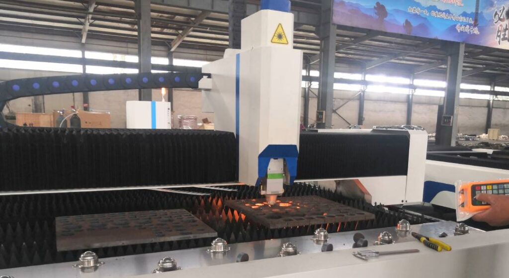 sheet metal cutting machine